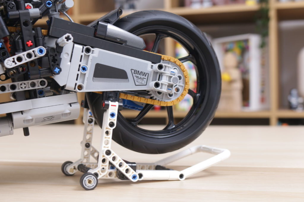 LEGO Technic 42130 BMW M 1000 RR review 25 1024x683