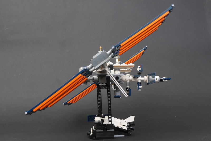 LEGO IDEAS 21321 International Space Station review 4