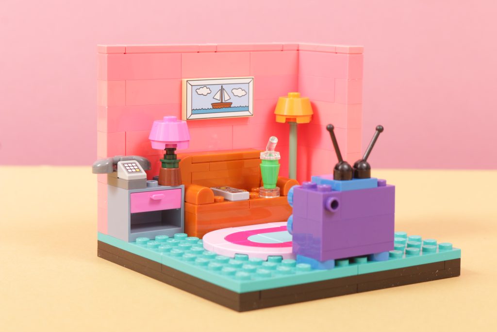 LEGO 5009325 The Simpsons Living Room GWP review 2 1024x683