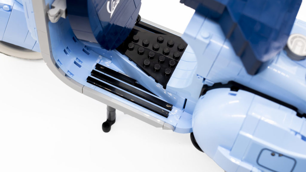 LEGO Creator 10298 Vespa 125 31 1024x576