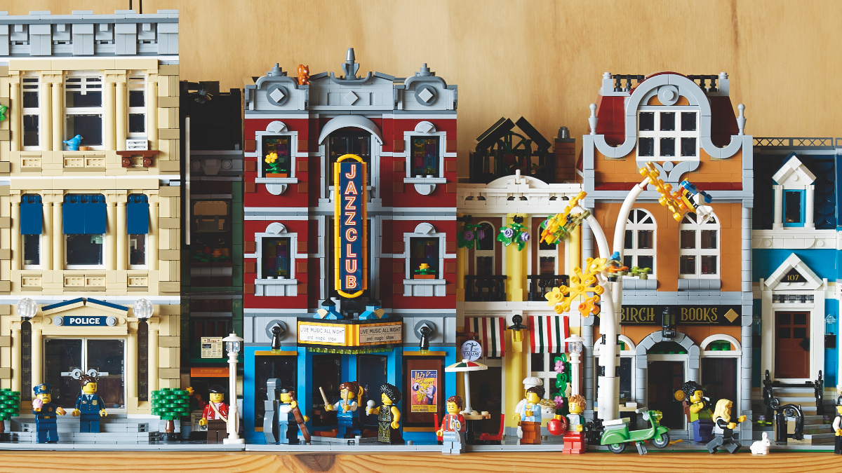 See LEGO Icons 10312 Jazz Club lined up with current modular buildings